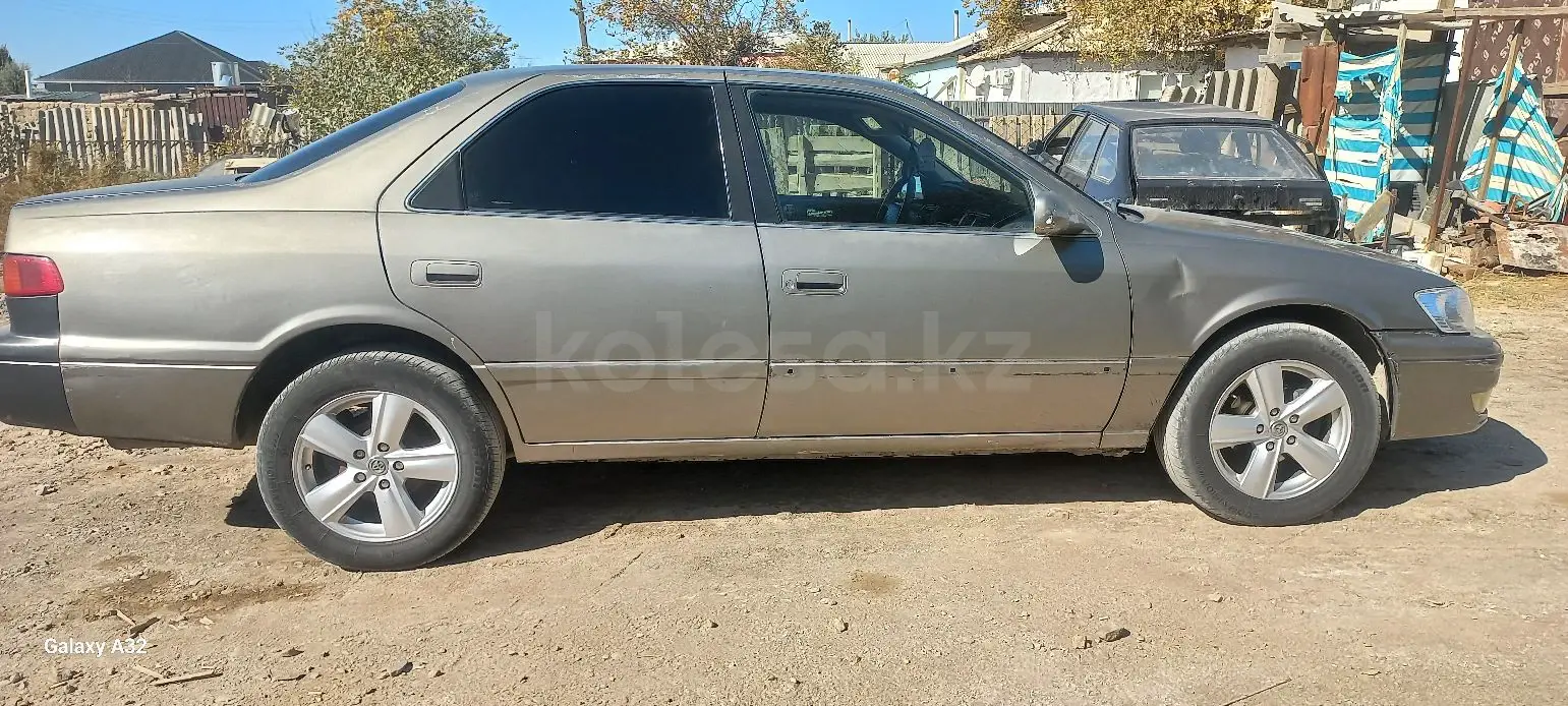 Toyota Camry, 2000