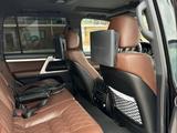 Toyota Land Cruiser 2018 года за 45 000 000 тг. в Атырау – фото 4