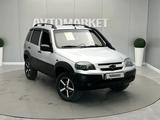 Chevrolet Niva 2014 года за 2 900 000 тг. в Атырау – фото 2
