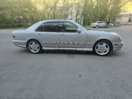 Mercedes-Benz E 320 2002 года за 5 599 999 тг. в Астана – фото 3