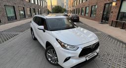 Toyota Highlander 2023 года за 35 000 000 тг. в Алматы – фото 2