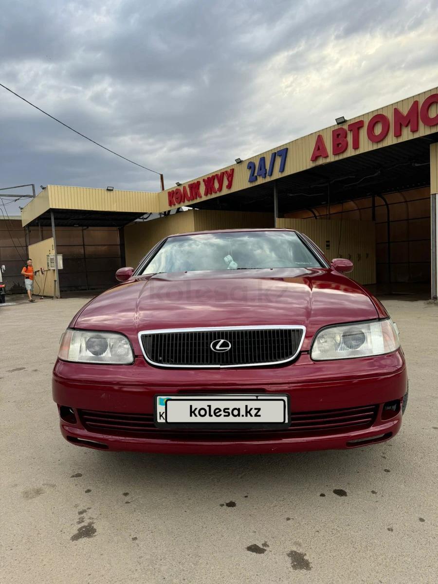 Lexus GS 300 1995 г.