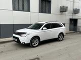 Mitsubishi Outlander 2013 года за 8 500 000 тг. в Атырау