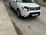 Mitsubishi Outlander 2013 года за 8 500 000 тг. в Атырау – фото 4