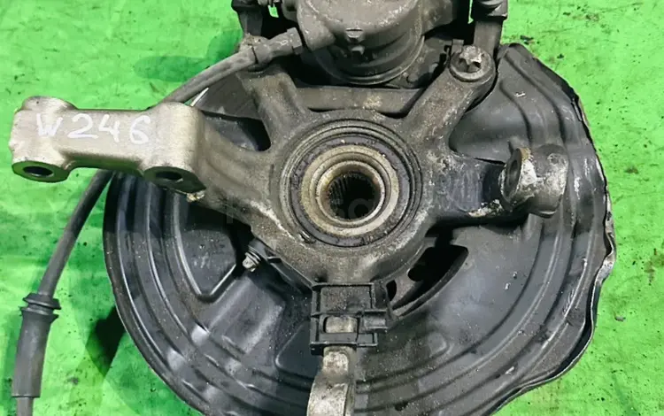 W246 w176 c117 x156 передний цапфа со ступицей за 60 000 тг. в Алматы