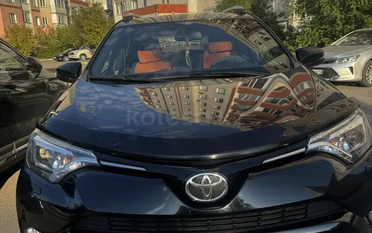 Toyota RAV4 2019 года за 13 500 000 тг. в Павлодар