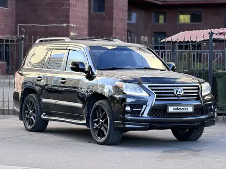 Lexus LX 570 2015 года за 28 500 000 тг. в Астана – фото 2