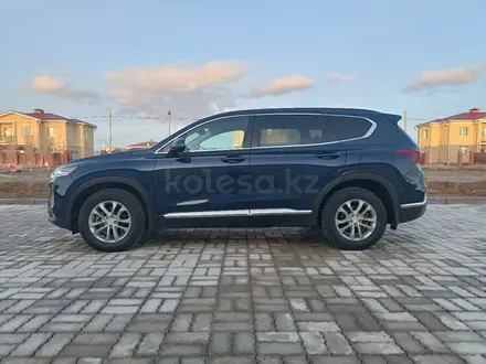 Hyundai Santa Fe 2019 года за 11 500 000 тг. в Актобе – фото 2