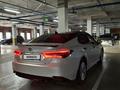 Toyota Camry 2019 года за 16 500 000 тг. в Астана – фото 2