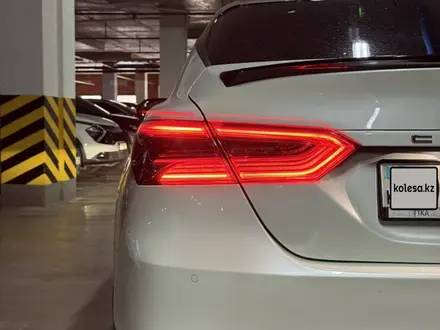 Toyota Camry 2019 года за 16 500 000 тг. в Астана – фото 6