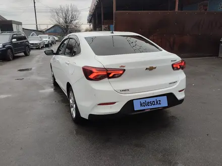 Chevrolet Onix 2023 года за 6 700 000 тг. в Алматы – фото 4