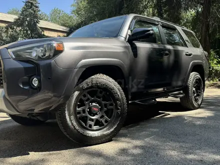 Toyota 4Runner 2019 года за 25 500 000 тг. в Алматы – фото 2