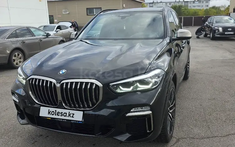 BMW X5 2022 года за 43 000 000 тг. в Костанай