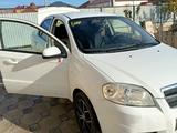 Chevrolet Aveo 2013 года за 4 200 000 тг. в Атырау – фото 3