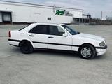Mercedes-Benz C 180 1994 года за 690 000 тг. в Караганда – фото 4