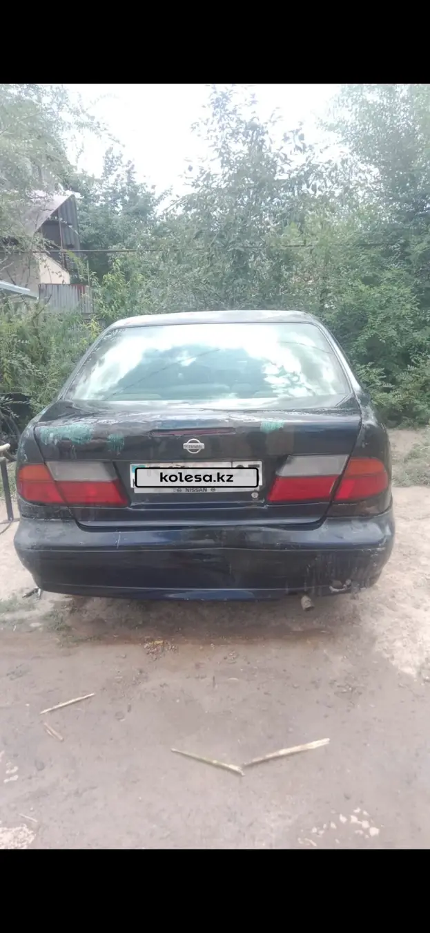 Nissan Almera, 1998