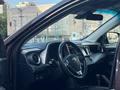 Toyota RAV4 2016 года за 9 200 000 тг. в Алматы – фото 18