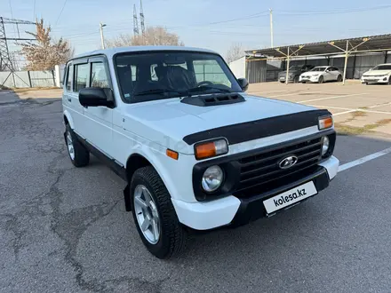 ВАЗ (Lada) Lada 2131 (5-ти дверный) 2020 года за 5 370 000 тг. в Алматы – фото 3