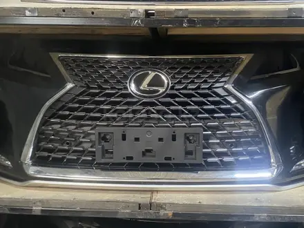 Бампер передний Lexus ES 250 350 за 25 000 тг. в Алматы – фото 2