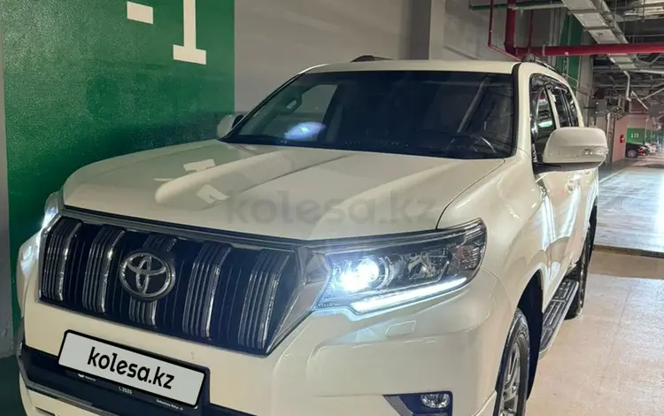 Toyota Land Cruiser Prado 2019 года за 25 999 000 тг. в Астана