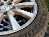 Оригинальные диски Toyota c шинами Michelin Primacy-4үшін249 000 тг. в Алматы – фото 3