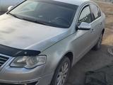 Volkswagen Passat 2005 года за 3 300 000 тг. в Ерейментау – фото 3