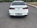Hyundai Sonata 2018 года за 7 250 000 тг. в Темиртау – фото 2