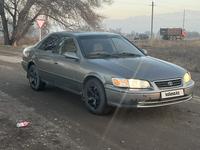 Toyota Camry 2000 года за 3 350 000 тг. в Алматы