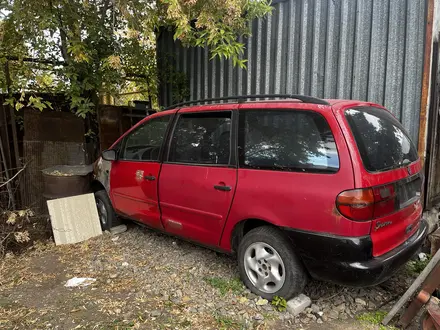 Volkswagen Sharan 1996 года за 3 500 000 тг. в Караганда – фото 9