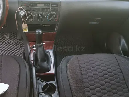 Toyota Corolla 2003 года за 2 000 000 тг. в Астана – фото 8
