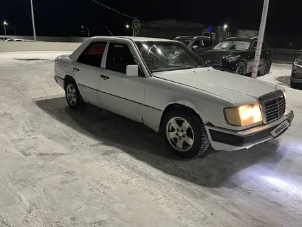 Mercedes-Benz E 260 1991 года за 720 000 тг. в Караганда – фото 4