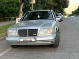 Mercedes-Benz E 320 1993 годаүшін3 300 000 тг. в Шымкент
