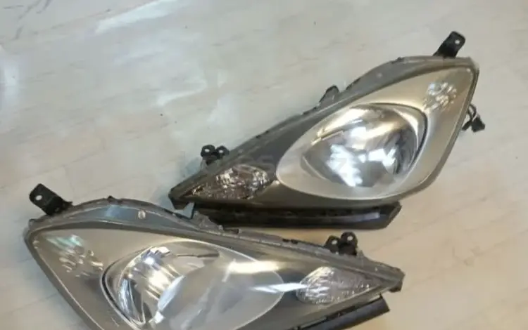 Фара Honda Fit за 20 000 тг. в Алматы