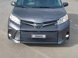 Toyota Sienna 2017 годаүшін11 200 000 тг. в Уральск