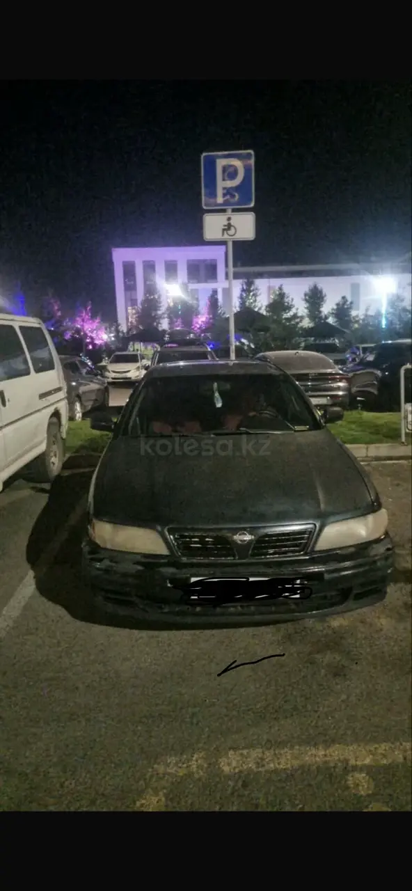 Nissan Maxima, 1996