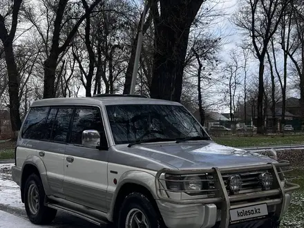 Mitsubishi Pajero 1996 года за 2 900 000 тг. в Тараз – фото 2