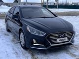 Hyundai Sonata 2017 года за 5 900 000 тг. в Уральск