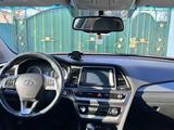 Hyundai Sonata 2017 года за 5 900 000 тг. в Уральск – фото 5