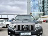 Toyota Land Cruiser Prado 2022 годаfor27 000 000 тг. в Астана – фото 3