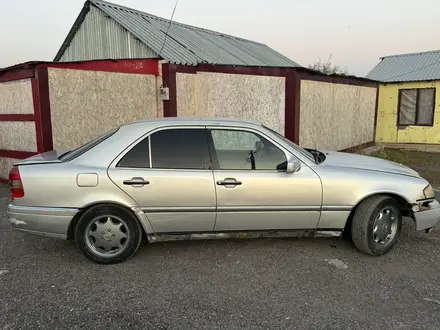 Mercedes-Benz C 200 1995 года за 1 550 000 тг. в Астана – фото 3