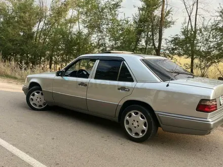 Mercedes-Benz E 280 1994 года за 2 900 000 тг. в Алматы – фото 5