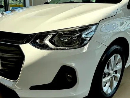 Chevrolet Onix LTZ 2026 года за 7 590 000 тг. в Костанай – фото 4