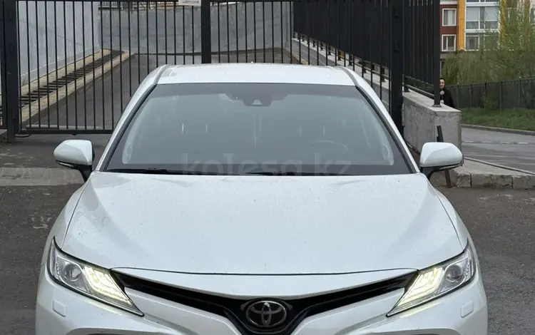 Toyota Camry 2021 годаfor16 500 000 тг. в Астана