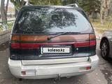 Mitsubishi Space Wagon 1994 года за 1 500 000 тг. в Астана – фото 2