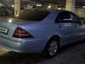 Mercedes-Benz S 320 1999 года за 4 200 000 тг. в Астана – фото 14