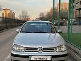 Volkswagen Golf 2003 годаүшін2 600 000 тг. в Алматы