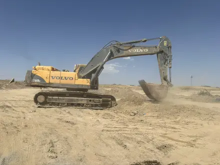 Volvo  EC 2011 года за 30 000 000 тг. в Шымкент