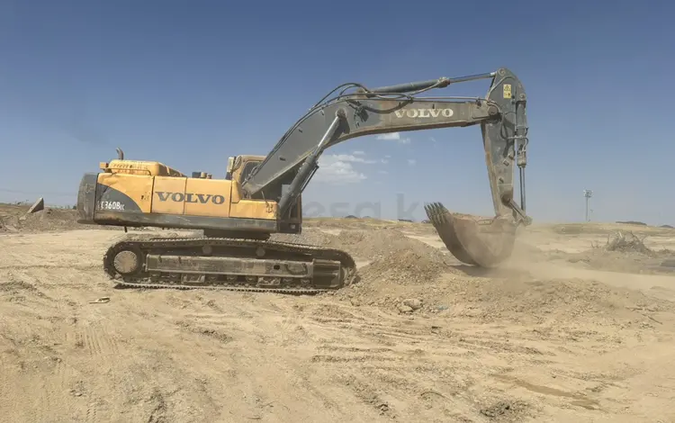 Volvo  EC 2011 года за 35 000 000 тг. в Шымкент