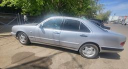 Mercedes-Benz E 200 1996 года за 1 500 000 тг. в Жезказган – фото 4