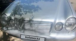 Mercedes-Benz E 200 1996 года за 1 500 000 тг. в Жезказган